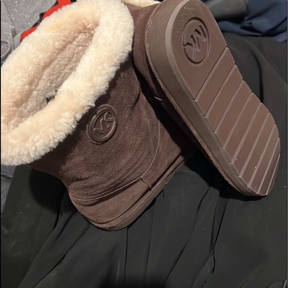 New Michael kors MK Shearling Winter Bootie Ankle boots suede sheep fur brown - Picture 2 of 8